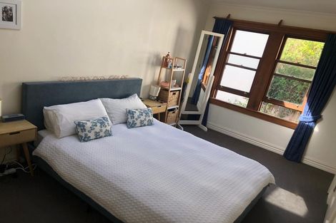 Photo of property in 2/326 Oriental Parade, Oriental Bay, Wellington, 6011