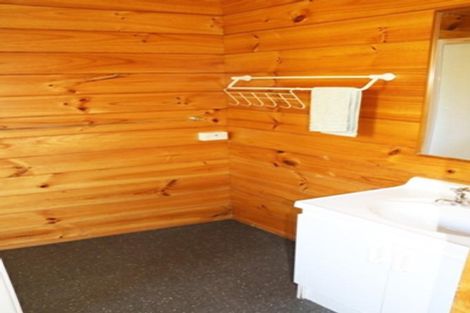 Photo of property in 16 Frank Street, Oneroa, Waiheke Island, 1081