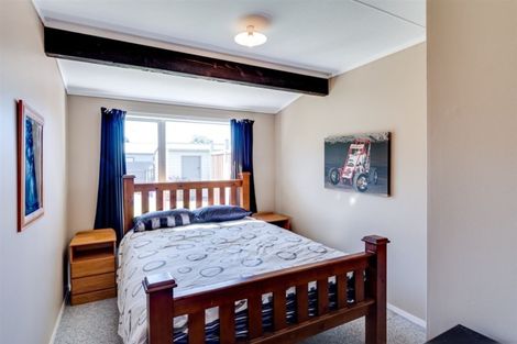 Photo of property in 16 Townshend Crescent, Greenmeadows, Napier, 4112