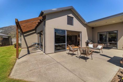 Photo of property in 38 Hope Avenue, Lake Hayes, Queenstown, 9304