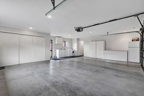 Photo of property in 1758 Mountain Road, Inglewood, 4386