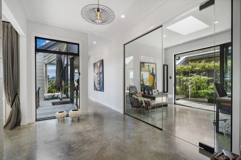 Photo of property in 8 Torea Lane, One Tree Point, 0118