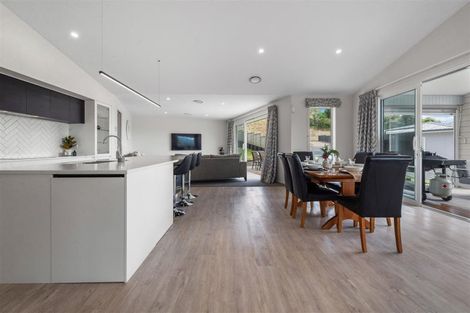 Photo of property in 39 Great Road West, Matipo Heights, Rotorua, 3015