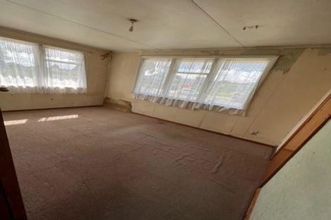 Photo of property in 15 Mayflower Close, Mangere East, Auckland, 2024
