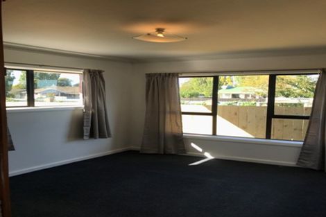Photo of property in 83 Daniels Road, Redwood, Christchurch, 8051