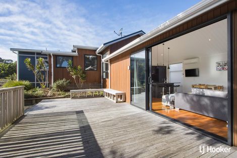 Photo of property in 102 Dillon Street, Waihi Beach, 3611