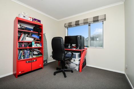 Photo of property in 91 Barrington Drive, Huntington, Hamilton, 3210