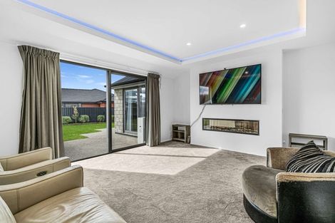 Photo of property in 100 Hoffman Court, Waikiwi, Invercargill, 9810