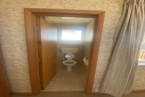 Photo of property in 107 Macandrew Road, South Dunedin, Dunedin, 9012