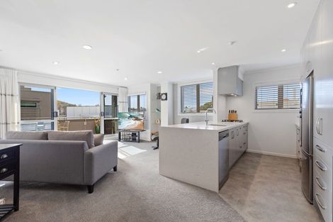 Photo of property in Salisbury Crown, 5/7 Salisbury Avenue, Mount Maunganui, 3116