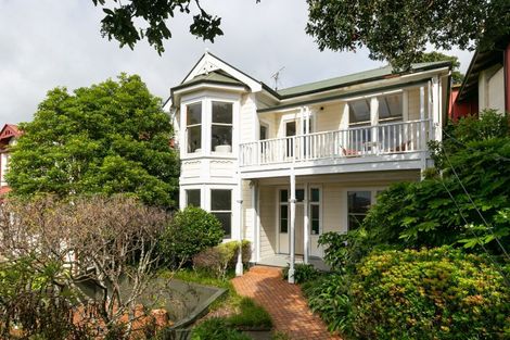 Photo of property in 16 Talavera Terrace, Kelburn, Wellington, 6012