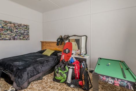 Photo of property in 16 Stout Street, Shannon, 4821