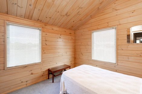 Photo of property in 12 Walton Place, Ngatea, 3503