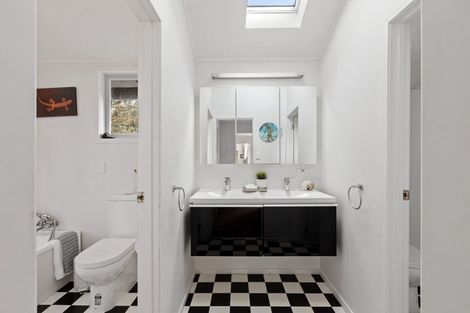 Photo of property in 264 Beach Road, Campbells Bay, Auckland, 0630