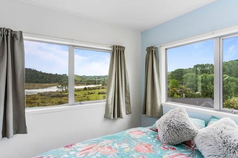 Photo of property in 135 Rangituia Street, Whangamata, 3691