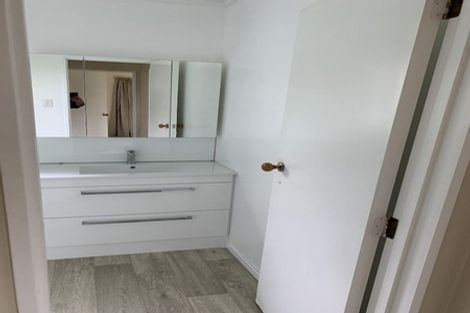 Photo of property in 11 Lickfold Lane, Pukete, Hamilton, 3200