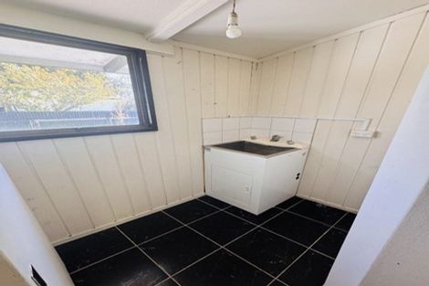 Photo of property in 2/211 Garnett Street, Raureka, Hastings, 4120