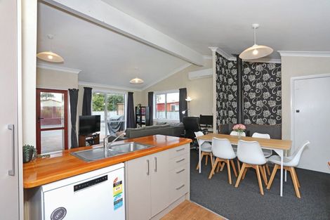 Photo of property in 146 High Street, Bulls, 4818