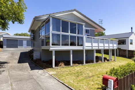 Photo of property in 15 Ferney Place, Richmond Heights, Taupo, 3330