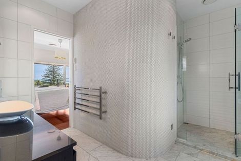 Photo of property in 26 Palmer Crescent, Mission Bay, Auckland, 1071