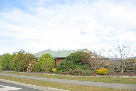 Photo of property in 2 Dorizac Place, Te Anau, 9600