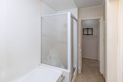 Photo of property in 24 Beverley Crescent, Hillcrest, Hamilton, 3216