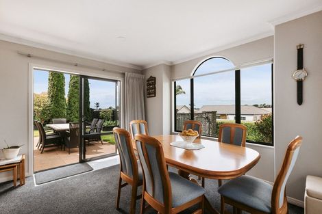 Photo of property in 2 Brackenburn Drive, Ohauiti, Tauranga, 3112