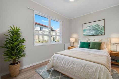 Photo of property in 31 Takanini Road, Takanini, 2112