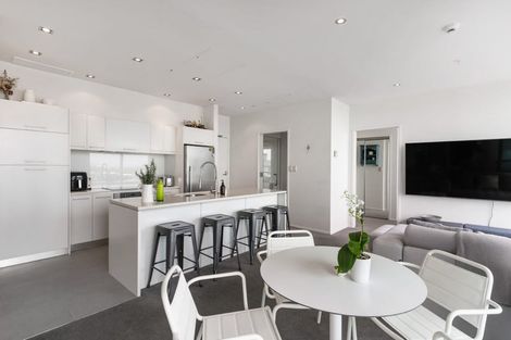 Photo of property in Sentinel Apartments, 505/3 Northcroft Street, Takapuna, Auckland, 0622