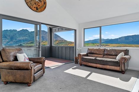 Photo of property in 3 Arran Lane, Jacks Point, Queenstown, 9371
