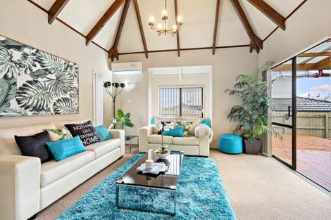 Photo of property in 46 Hobsonville Road, West Harbour, Auckland, 0618