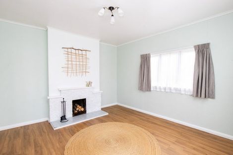 Photo of property in 2 Mahuta Road, Waitakaruru, Ngatea, 3576