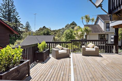 Photo of property in 2/16 Waratah Street, Birkenhead, Auckland, 0626