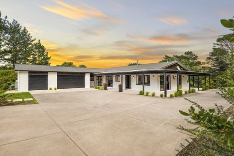 Photo of property in 47 Terry Smyth Drive, Kumeu, 0892