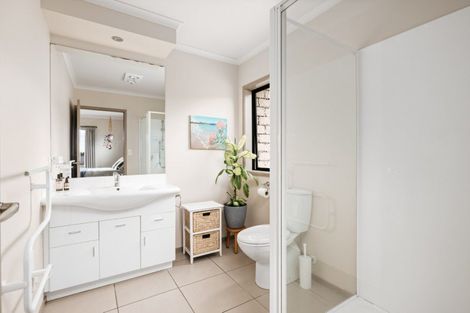 Photo of property in 52 Rosella Drive, Welcome Bay, Tauranga, 3112