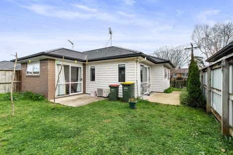 Photo of property in 1/2 Keitha Place, Glenview, Hamilton, 3206