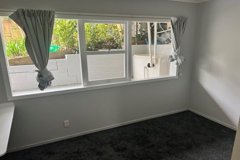 Photo of property in 166 Carlisle Road, Northcross, Auckland, 0632
