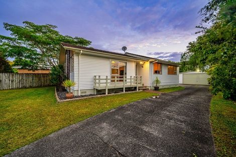 Photo of property in 4 Tangelo Place, Bucklands Beach, Auckland, 2012