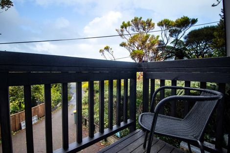 Photo of property in 156 Piha Road, Piha, New Lynn, 0772