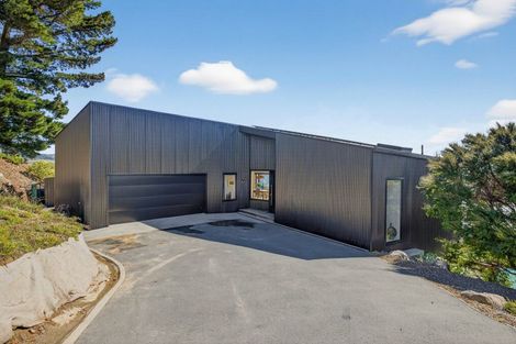 Photo of property in 18 Doris Faigan Lane, Charteris Bay, Lyttelton, 8971