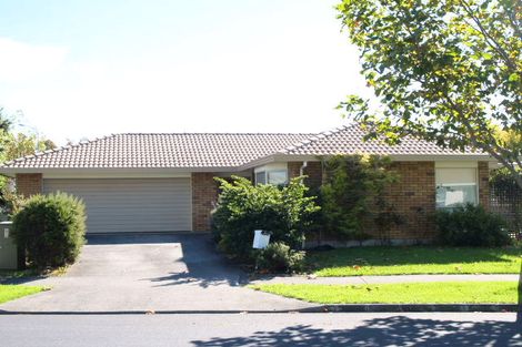 Photo of property in 1/23 Tarnica Road, Northpark, Auckland, 2013