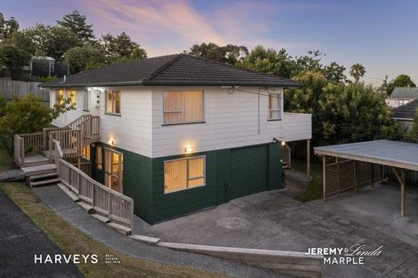 Photo of property in 35 South Lynn Road, Titirangi, Auckland, 0604