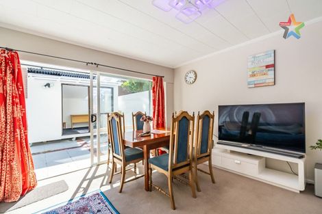 Photo of property in 8b Wai-iti Crescent, Woburn, Lower Hutt, 5010