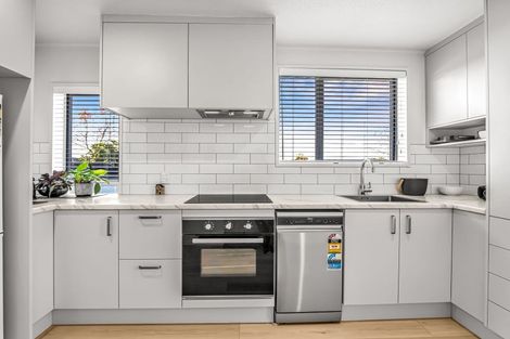 Photo of property in 1/649 Main North Road, Belfast, Christchurch, 8051