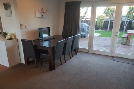 Photo of property in 11 Saint Ives Street, Harewood, Christchurch, 8051