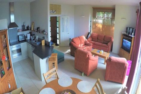 Photo of property in 1/667 East Coast Road, Browns Bay, Auckland, 0630