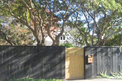 Photo of property in 12 Pitoitoi Road, Days Bay, Lower Hutt, 5013