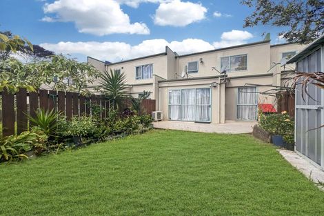 Photo of property in 6/351 West Coast Road, Glen Eden, Auckland, 0602