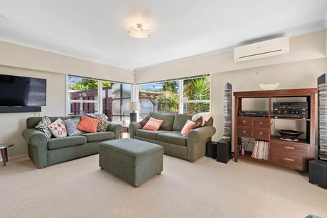 Photo of property in 2/30 Eban Avenue, Hillcrest, Auckland, 0627