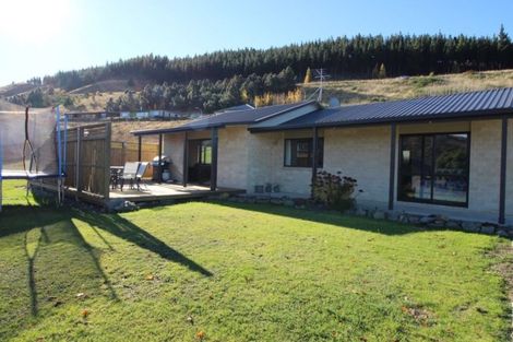 Photo of property in 47 Shields Street, Clyde, 9330